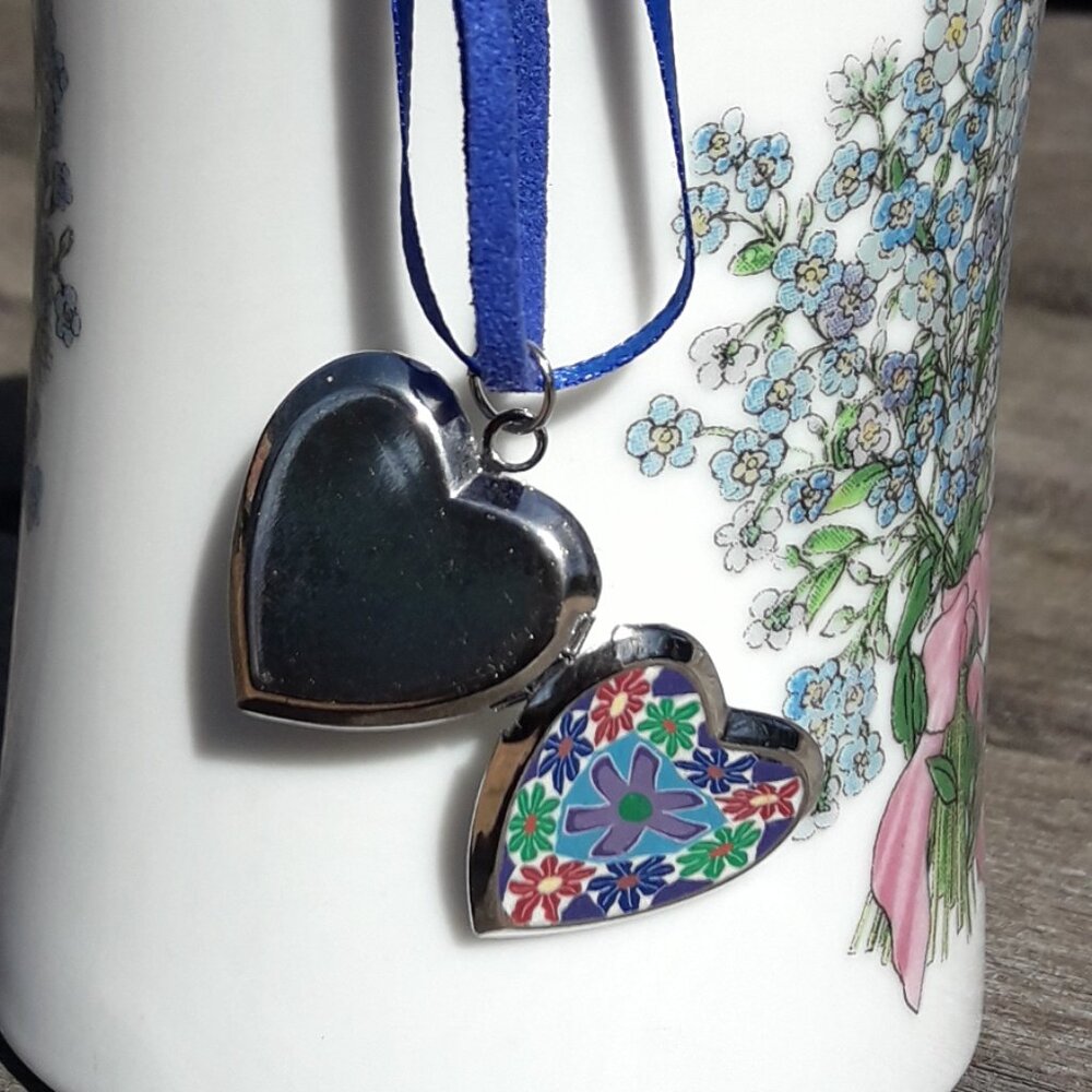 🩷 Locket Pendant Necklace Heart Shaped Murano Italy Millefiori Glass - Picture 4 of 14